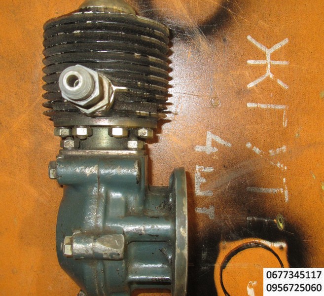 Воздушный компрессор ак-50, воздушный компрессор ак-150, компрессор ак-50, компрессор ак-150 предназначен для сжатия и нагнетания в баллоны воздуха, используемого для питания пневматических устройств